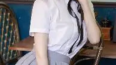 绿茵之光，照亮山野足球梦想